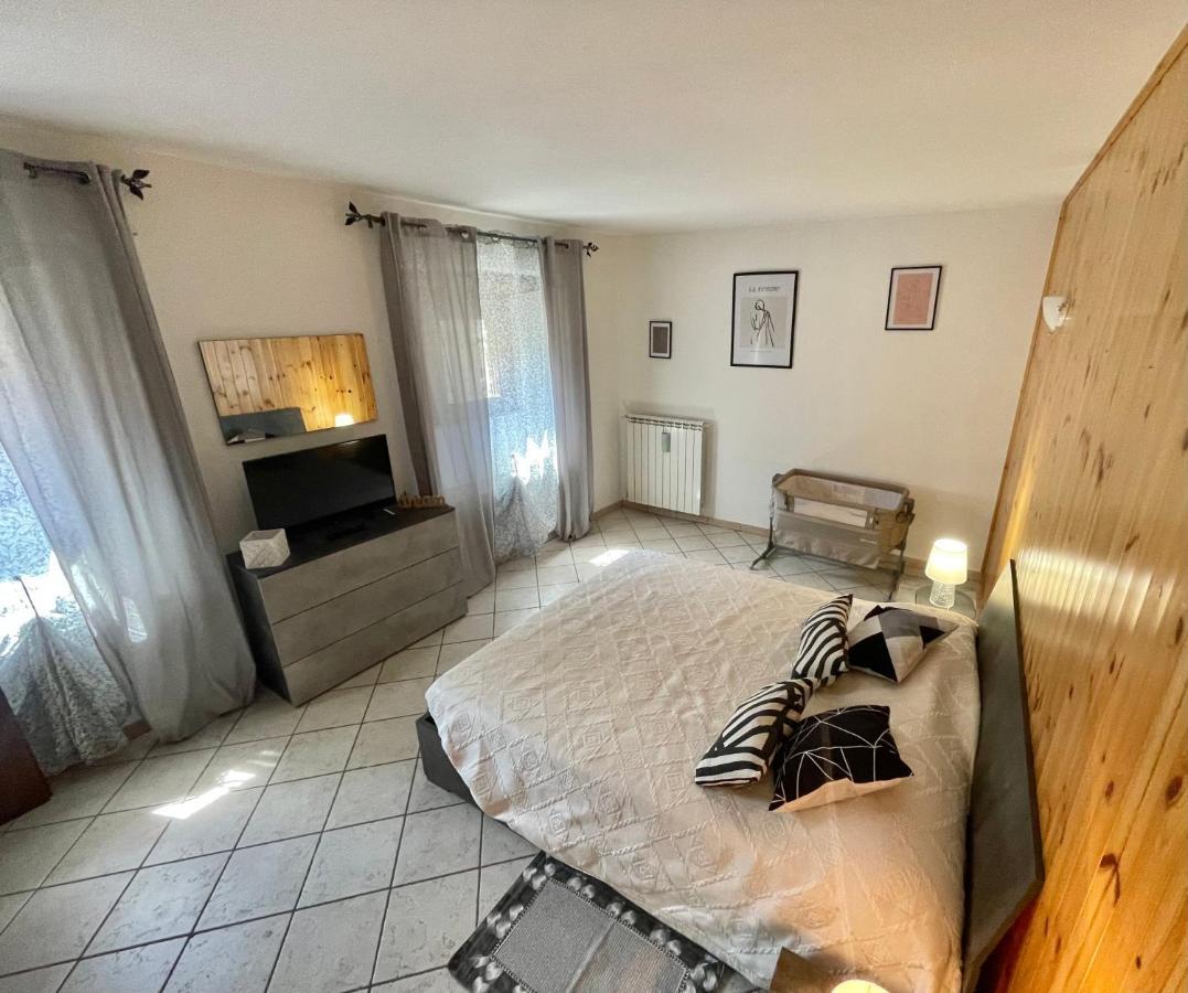 Apartamento La Torre Arnad Exterior foto